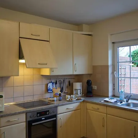 Inselblume 64 - Ruhige In Hafennaehe Mit Garten Hébergement de vacances *