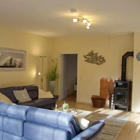 Inselblume 64 - Ruhige In Hafennaehe Mit Garten * Neue Tiefe Fehmarn