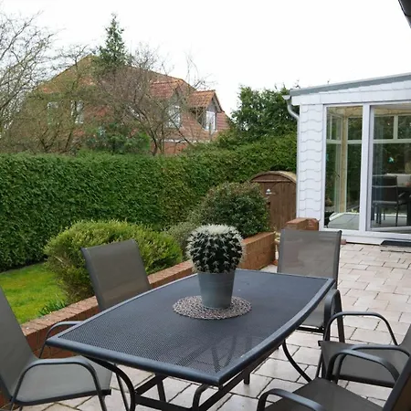 Inselblume 64 - Ruhige In Hafennaehe Mit Garten * Neue Tiefe Fehmarn